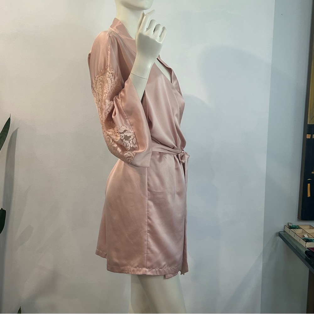 In Bloom by Jonquil Satin & Lace Shorty Robe - Picture 6 of 13